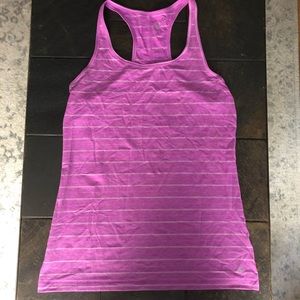 GAP STRIPED WORKOUT TANK